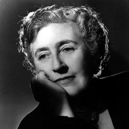 Retrato de Agatha Christie.