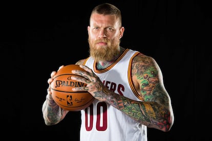 El pívot Chris Andersen se reencontrará con Lebron James en Cleveland Cavaliers.