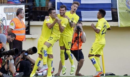 Bruno celebra su gol al Athletic con Baptistao, Castillejo y Nahuel.