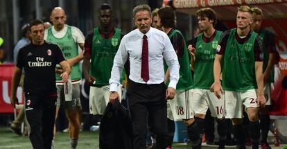 El hasta hoy técnico del Milan, Sinisa Mihajlovic, en un partido disputado en agosto del año pasado.