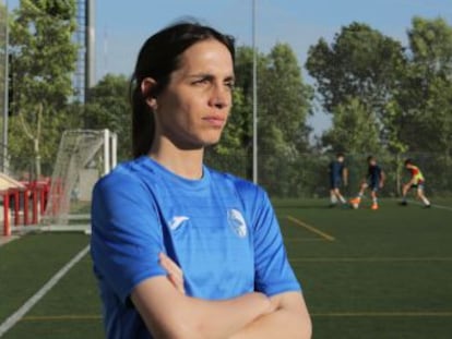 El plazo legal de dos años para la obtención del DNI retrasa el sueño de Alba Palacios de jugar como federada en Las Rozas C.F.
