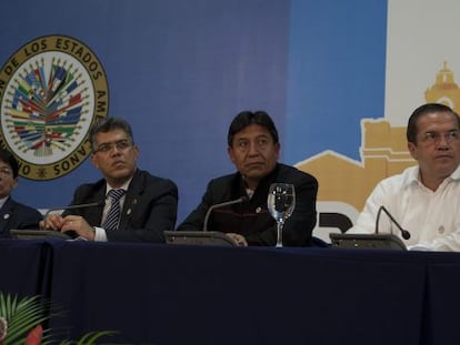 Representantes de Nicaragua, Venezuela, Bolivia y Ecuador.