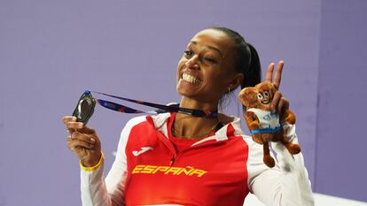 Peleteiro, feliz con su medalla de plata.