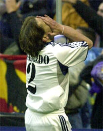 <font size="2"><b>El Madrid se estrella con el 'catenaccio'</font></b><br>(Efe)