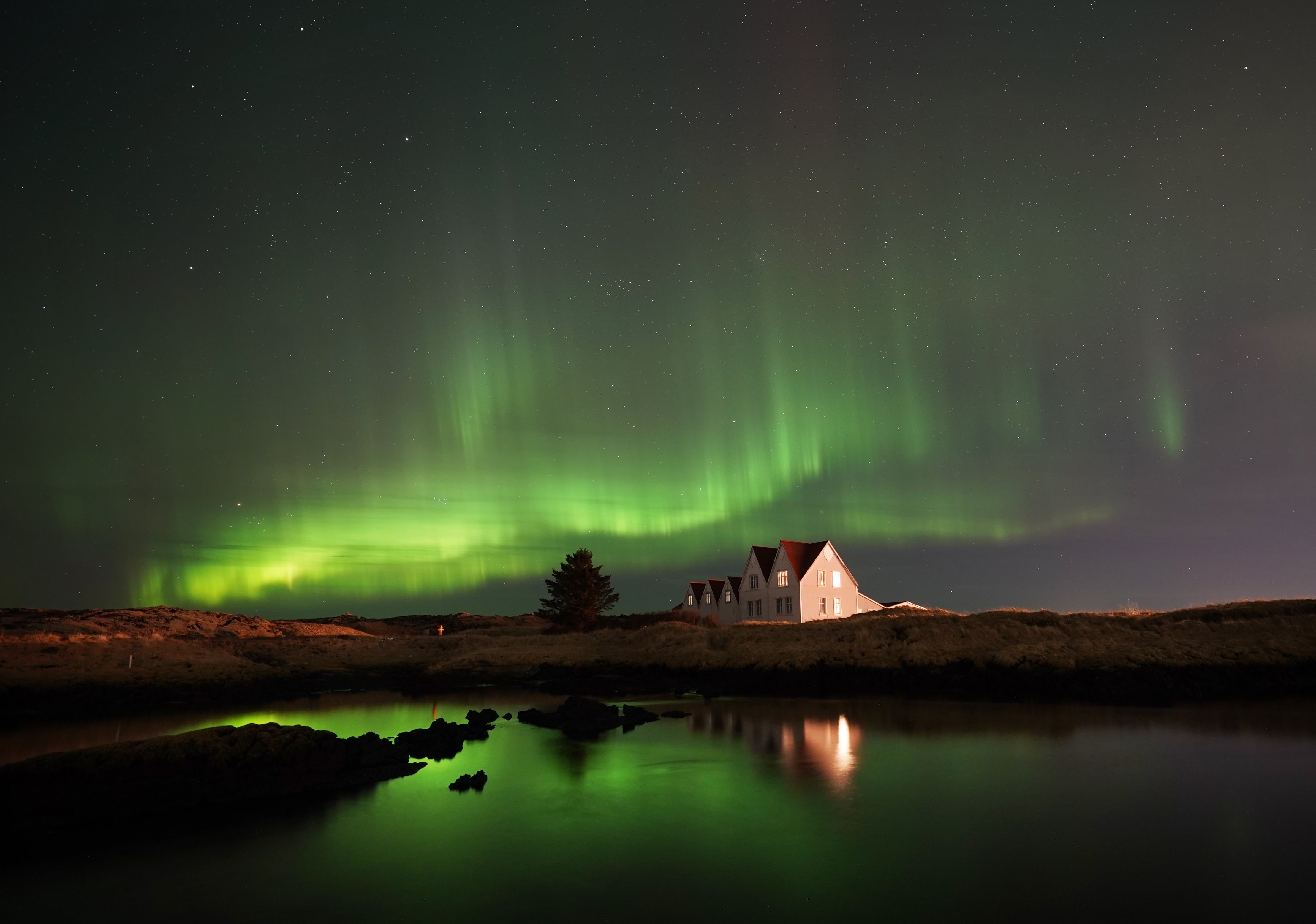 ¿Por qué no hay auroras boreales en todas las latitudes?