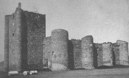 El castillo en los años cincuenta del siglo pasado.