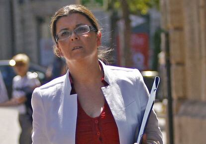 La gerente del PP valenciano, Cristina Ib&aacute;&ntilde;ez, en una visita al TSJ para declarar sobre el &#039;caso G&uuml;rtel&#039;.