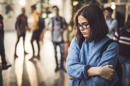 Los adolescentes sin amigos suelen sentirse solos e inseguros y, en muchos casos, desconfan de los dems.