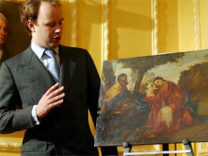 El director de Christie&#39;s explica la importancia de la obra de Tiziano recuperada en Londres.
