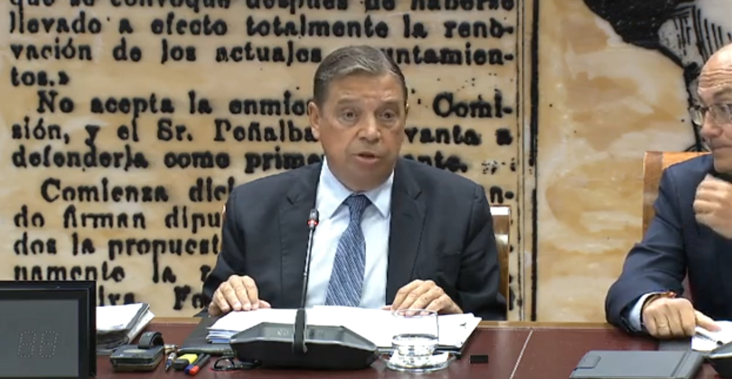 El ministro de Agricultura comparece en el Senado