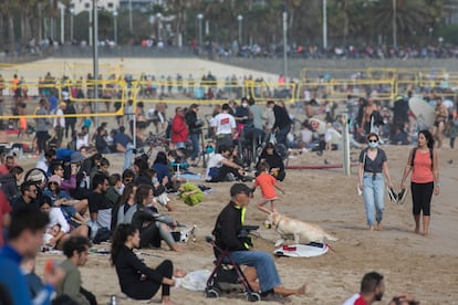 La Playa del Bogatell de Barcelona, este domingo.