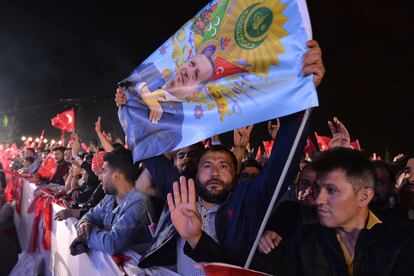 Partidarios del presidente reelecto Recep Tayyip Erdogan