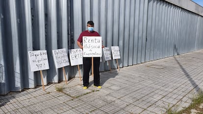 Juan Luis Sauceda en una calle de Mérida, en Badajoz.