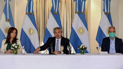 El presidente Alberto Fernández anuncia en Buenos Aires la propuesta de pago de la deuda externa argentina, el 16 de abril.
