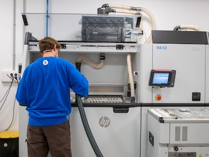 Sicnova es una compañía distribuidora de impresoras 3D para aplicaciones industriales.