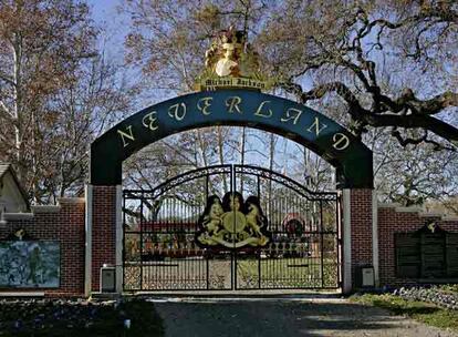 Fachada del Rancho &#39;Neverland&#39; en Santa Mnica, California