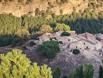 Una vista panorámica de la aldea de Los Centenares, en la Sierra de Segura (Jaén).