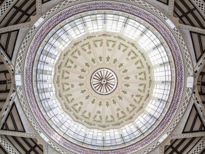 Detalle de la cúpula del Mercat Central de Valencia.
 
 