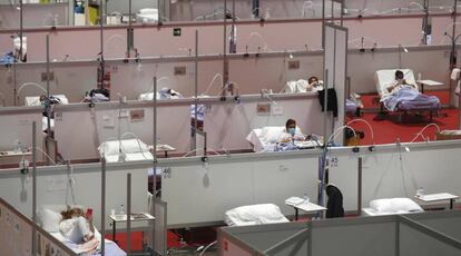 Vista general del pabellón 9 de Ifema, en Madrid, donde se encuentra instalado el hospital temporal para tratar a enfermos de coronavirus. 