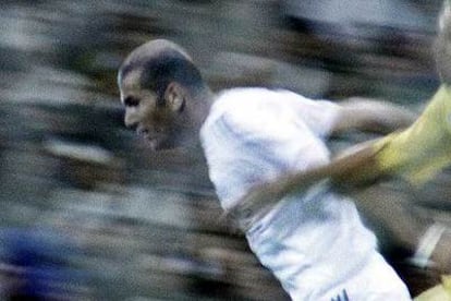 Fotograma de la pelcula de Douglas Gordon y Philippe Parreno sobre Zinedine Zidane.