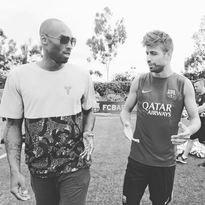 Gerard Piqué y Shakira también se han sumado a las condolencias, pero el futbolista ha preferido compartir una imagen junto a Kobe Bryant.