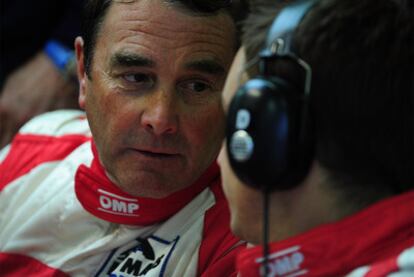Nigel Mansell, durante las 24 horas de Le Mans en junio.
