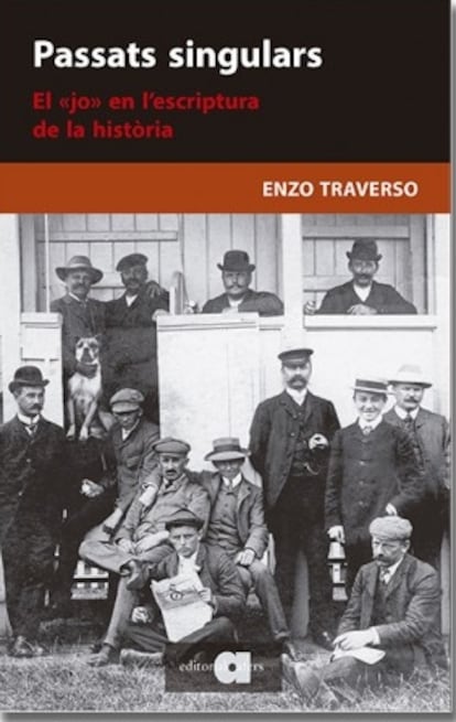 Portada de 'Passats singulars', de Enzo Traverso.