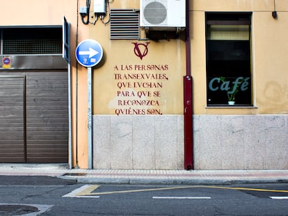 Uno de los vítores protesta que se pueden leer estos días por las calles de Salamanca