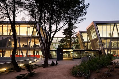 La Universidad a Distancia de Madrid (CEF.- UDIMA) está ubicada en Collado Villalba (Comunidad de Madrid).