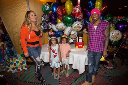 Mariah Carey, Monroe Cannon, Moroccan Cannon, and Nick Cannon