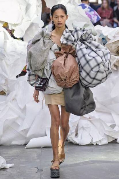 Vivienne Westwood fue una de las primeras diseñadoras en rechazar el uso de pieles en 2007. Gucci lo hizo 10 años después.