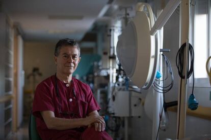 El doctor López Santamaría realizó el primer trasplante multivisceral pediátrico de España, una operación complejísima que en España solo se realiza en el Hospital Universitario La Paz.