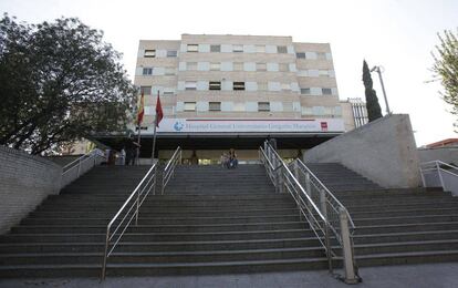 Fachada principal del hospital Gregorio Mara&ntilde;&oacute;n