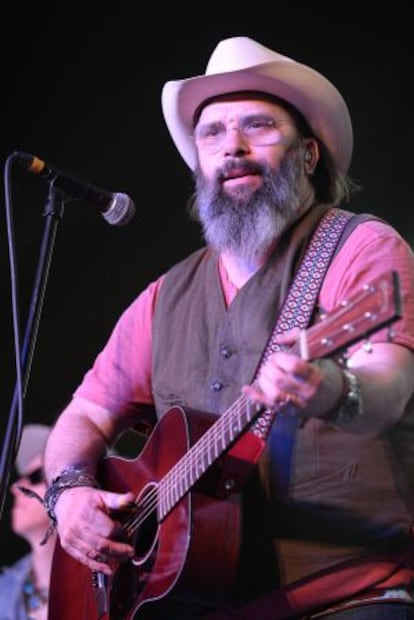 Steve Earle.