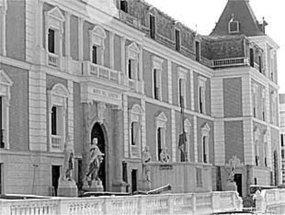 Fachada del Museo del Ejército.