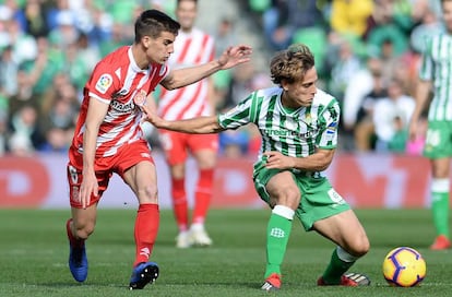 Canales recorta ante Pons.