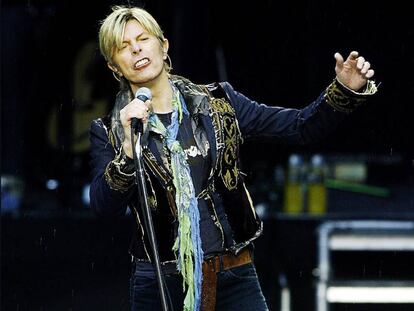 David Bowie en un concierto de Oslo de 2004. 