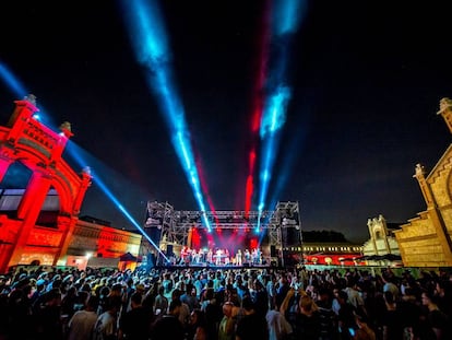 Escenario del festival Black y back en Matadero.