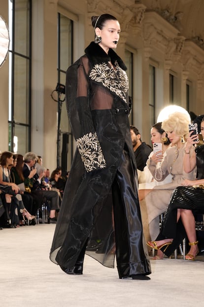 SCHIAPARELLI ALTA COSTURA O-I 2025/26 Desfile