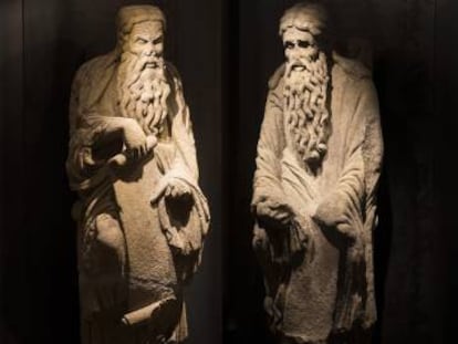Abraham (o, según otros autores, Jeremías) e Isaac (o Ezequiel), labradas en granito en torno a 1188.
