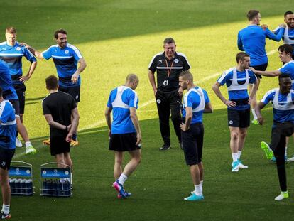 Shakespeare dirige el entrenamiento del Leicester en el Calderón.