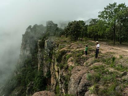 Habitantes Wixárikas de la Sierra de Nayarit en los limites con Jalisco.