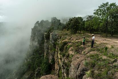 Habitantes Wixárikas de la Sierra de Nayarit en los limites con Jalisco.