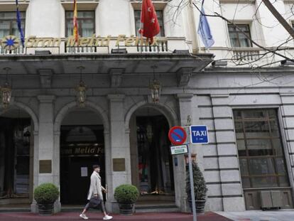 Entrada del hotel Gran Meliá Fenix en Madrid.