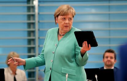 La canciller alemana, Angela Merkel, llega a la reunión del Gabinete este miércoles en Berlín.