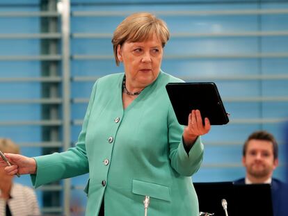 La canciller alemana, Angela Merkel, llega a la reunión del Gabinete este miércoles en Berlín.