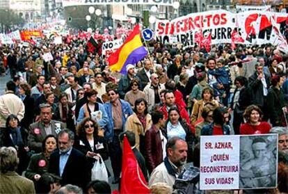 Miles de personas, en la manifestacin de esta tarde en el centro de Madrid.