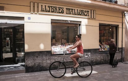 Llibres Mallorca, un dels senyals d'identitat de can Moll, a Palma.