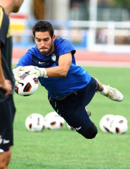 Ian Mackay, durante un entrenamiento con la Ponferradina.