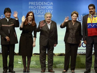 Los presidentes Morales, Fern&aacute;ndez, Mujica, Rousseff y Maduro este viernes.
 